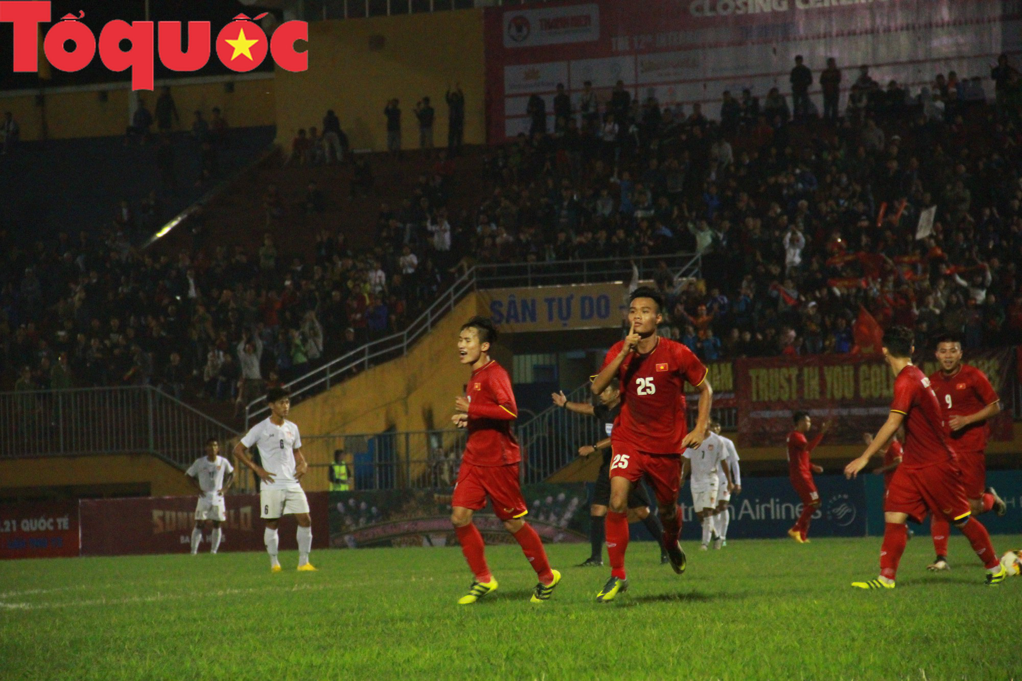 Bộ trưởng Nguyễn Ngọc Thiện dự khán trận chung kết U21 quốc tế - Ảnh 8.