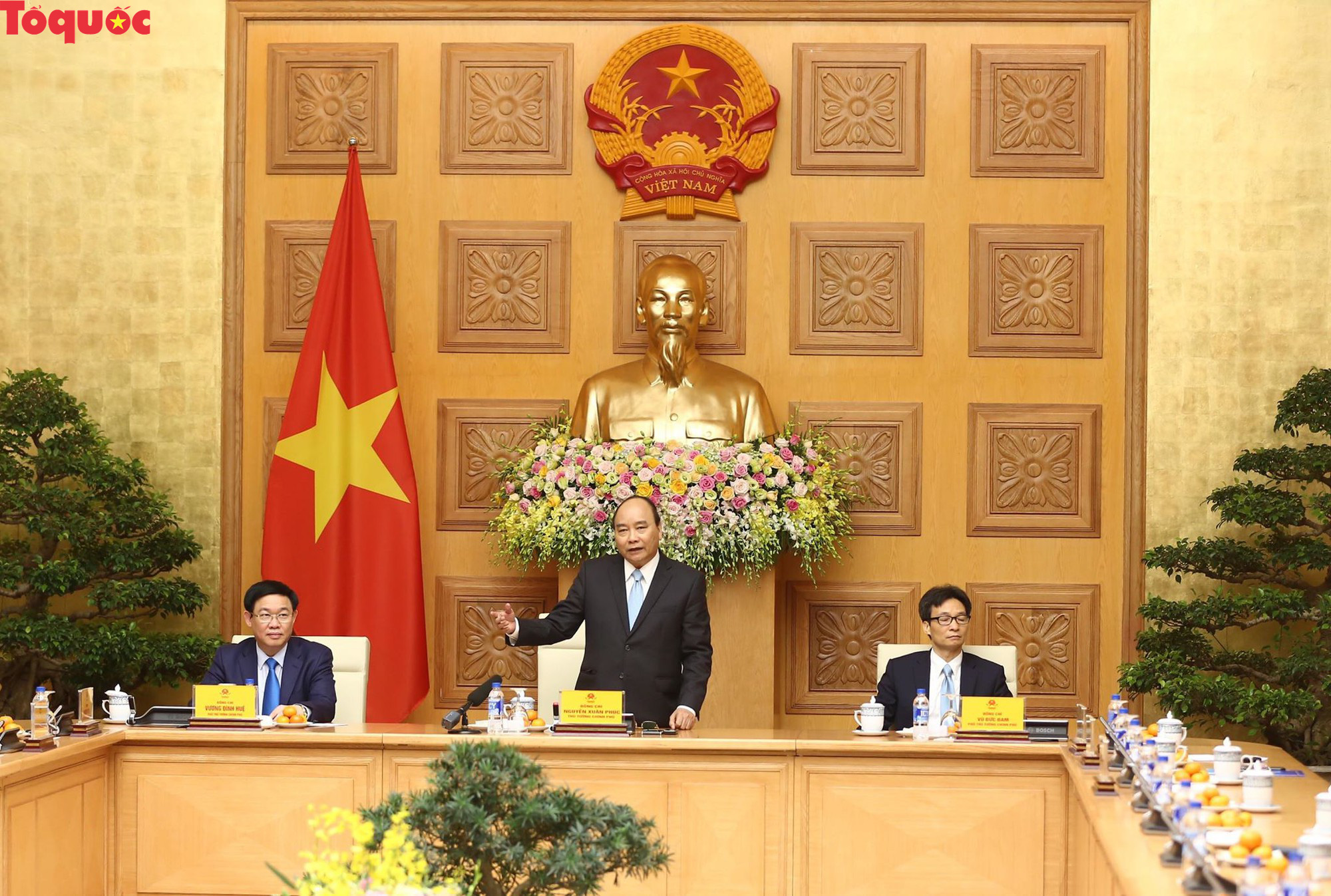 Thủ tướng Nguyễn Xuân Phúc gặp mặt Đội tuyển bóng đá Việt Nam - Ảnh 7.