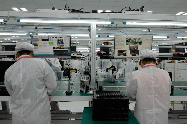 Khám phá nơi sản xuất điện thoại Vsmart hiện đại nhất Việt Nam - Ảnh 11.