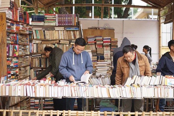 4 ngày khám phá Lễ hội sách cũ Thăng Long 2018 - Ảnh 1.