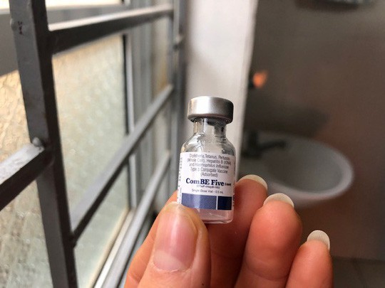 Hà Nội: Trẻ hơn 2 tháng tuổi tử vong sau tiêm vaccine ComBe Five - Ảnh 1.
