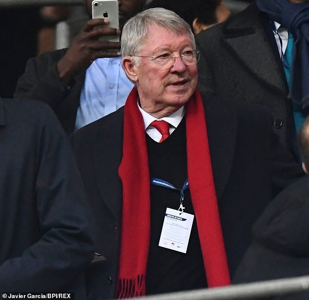 Rập khuôn Alex Ferguson, HLV tạm quyền ManU kỳ vọng vị trí chính thức? - Ảnh 2.