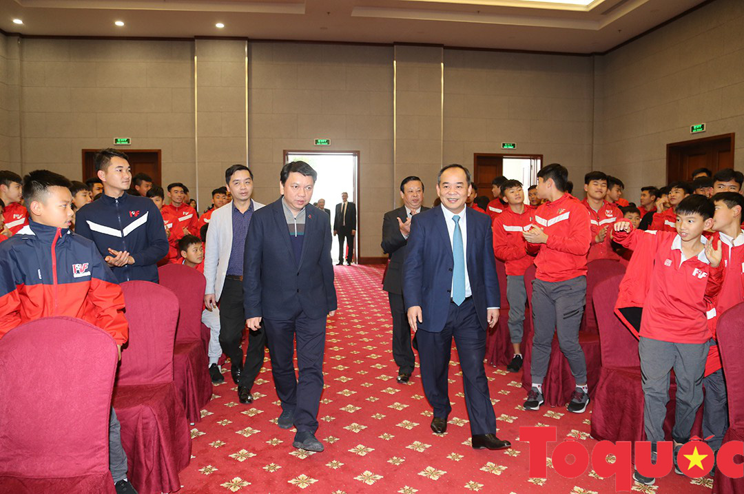 Thứ trưởng Lê Khánh Hải: PVF sẽ là nơi đào tạo ra những lứa cầu thủ vừa tài, vừa đức
