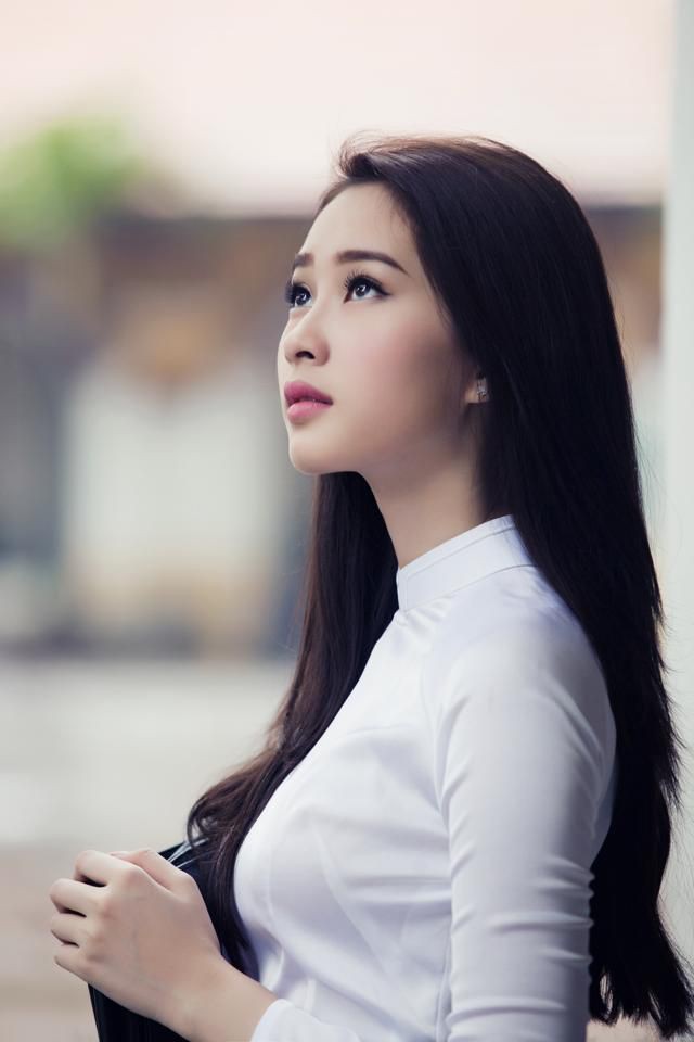 Cuộc sống của 3 nàng Hoa hậu, Á hậu Việt Nam 2012 làm dâu gia đình khá giả - Ảnh 1.