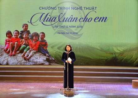 Vietcombank ủng hộ Quỹ Bảo trợ Trẻ em Việt Nam 5 tỷ đồng - Ảnh 1.