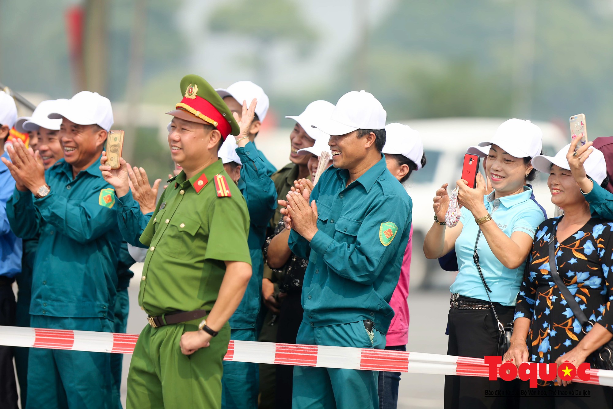 Hà Nội Hàng trăm người dân Thủ đô tham gia hội thi chữa cháy, cứu tài sản (19)