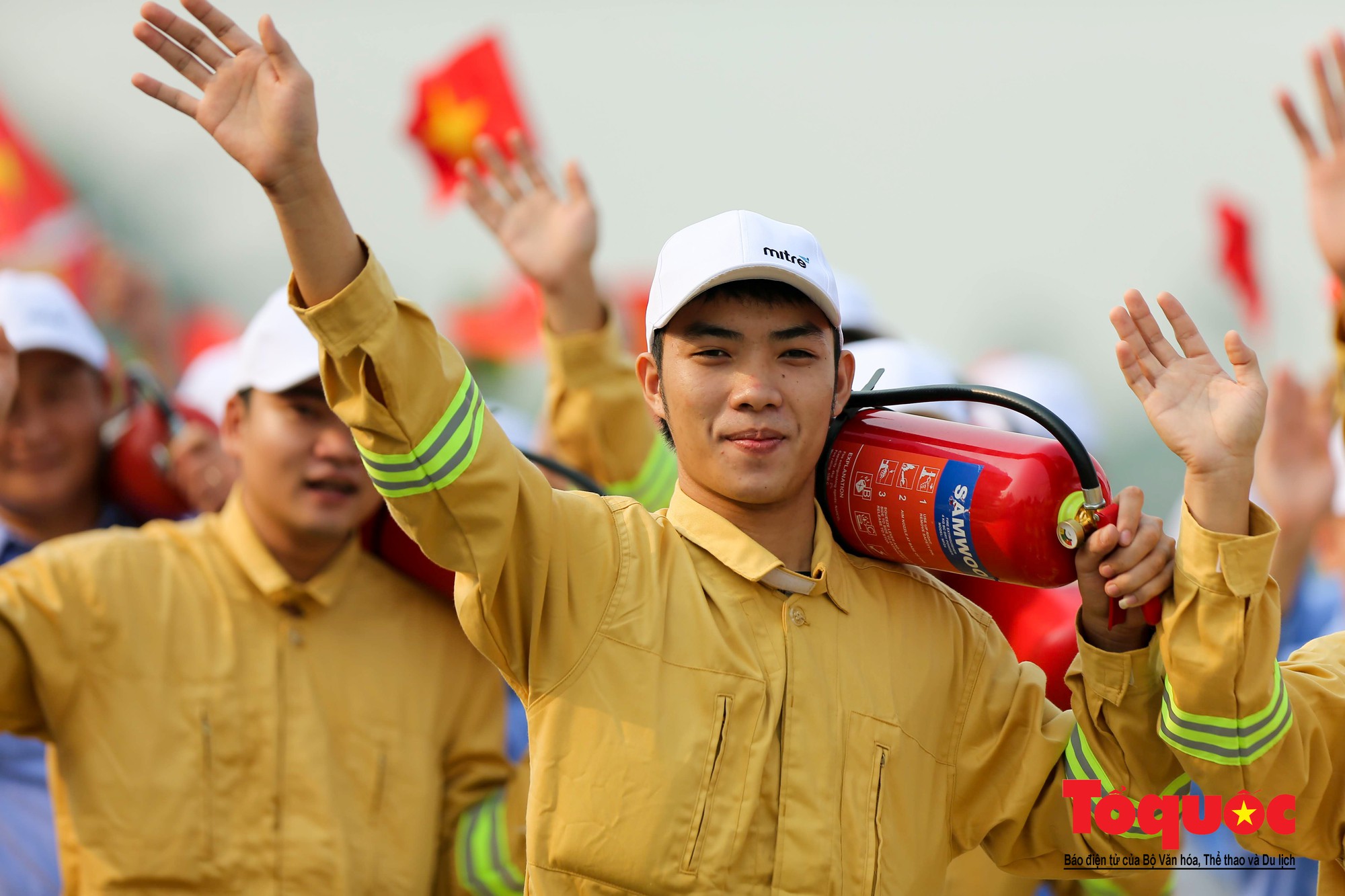 Hà Nội Hàng trăm người dân Thủ đô tham gia hội thi chữa cháy, cứu tài sản (9)