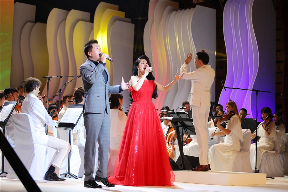 Live-concert Trăng Hát của ca sĩ Phạm Thùy Dung (12)