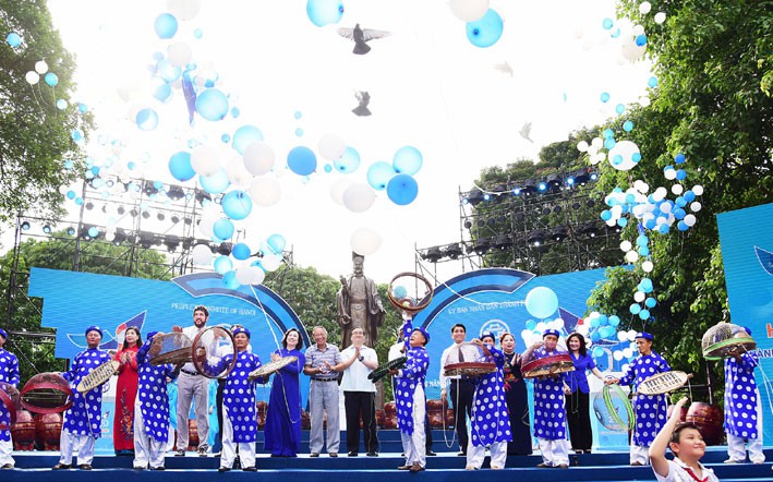 Chung sức đồng lòng vì Thủ đô giàu đẹp, văn minh, hiện đại - Ảnh 2. Chung sức đồng lòng vì Thủ đô giàu đẹp, văn minh, hiện đại - Ảnh 2.