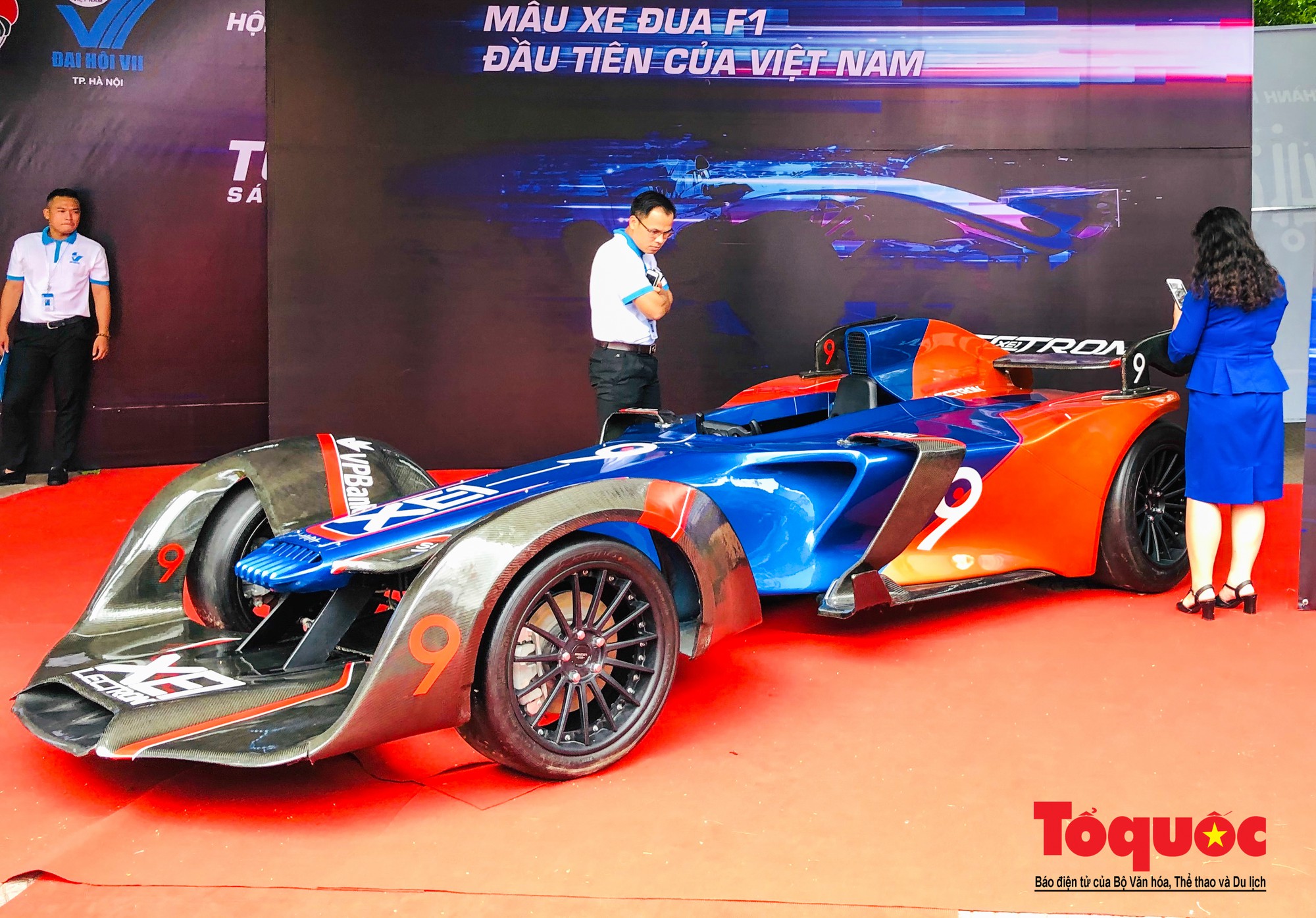 Cận cảnh chiếc xe F1 đầu tiên do Việt Nam sản xuất (10)