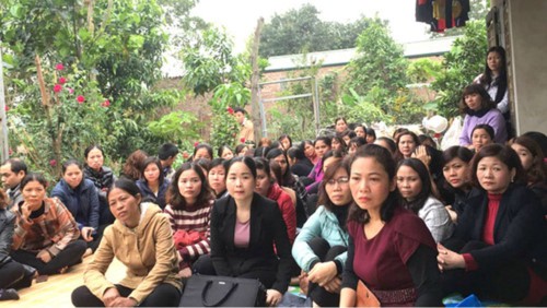 Gần 3.000 giáo viên hợp đồng ở Hà Nội không đủ điều kiện để được xem xét tuyển dụng đặc biệt - Ảnh 1.