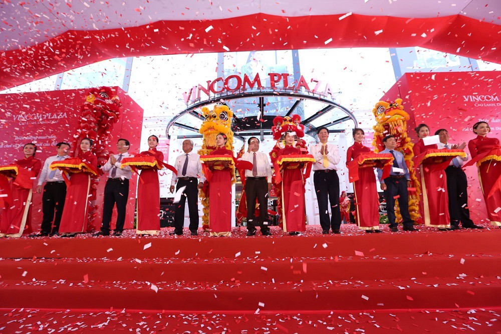 Khai trương Vincom Plaza đầu tiên tại tỉnh Đồng Tháp - Ảnh 1.