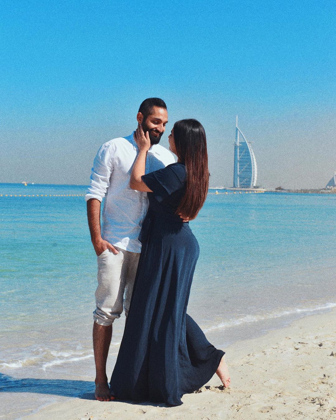 Du lịch Dubai và 9 điều cấm kị khiến du khách ngỡ ngàng: Mang thuốc có thể bị phạt, hôn nhau ở nơi cộng cộng bị xem là phạm luật! - Ảnh 4.