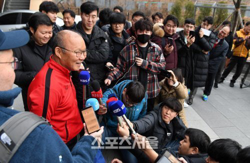 HLV Park Hang-seo: &quot;Tôi rất trông đợi cùng U23 Việt Nam giành vé đến Olympic Tokyo 2020&quot; - Ảnh 1.