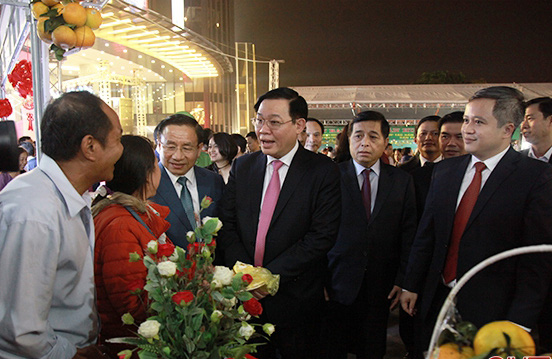Phó Thủ tướng tham dự nhiều hoạt động sôi nổi tại Hà Tĩnh  - Ảnh 1.