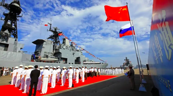 Từ kịch liệt phản đối, Nga có thái độ bất ngờ trước nạn &quot;bắt chước&quot; vũ khí của Trung Quốc  - Ảnh 2.