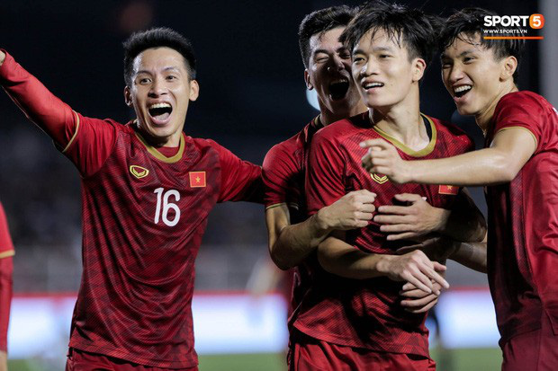 Tới đây Singapore, U22 Việt Nam sẽ dạy cho những cậu bé của Fandi Ahmad cách ghi bàn - Ảnh 3.