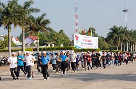 Kon Tum: Tổ chức Ngày chạy Olympic vì sức khỏe toàn dân năm 2019 - Ảnh 1.
