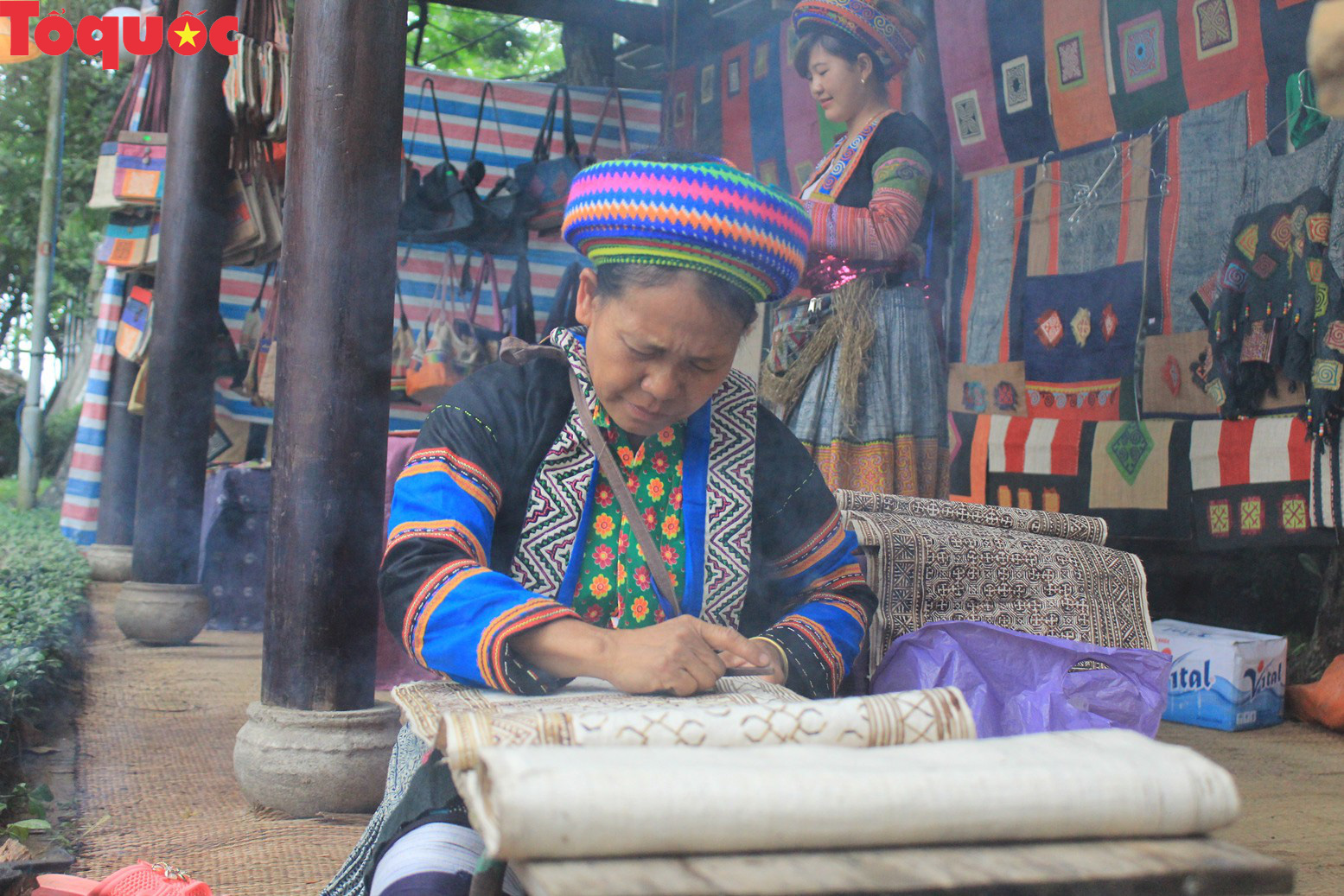 Festival nghề truyền thống Huế ngày càng thu hút các thành phố trên thế giới - Ảnh 1.