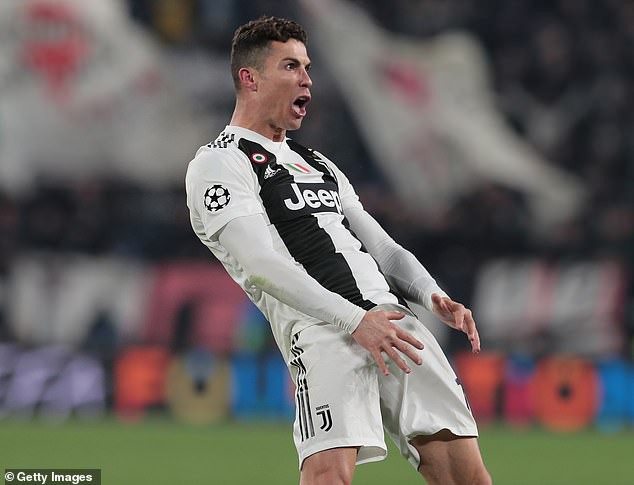 Đây là cách Cristina Ronaldo hủy diệt HLV Atletico Madrid cả trong và ngoài sân cỏ - Ảnh 2. Đây là cách Cristina Ronaldo hủy diệt HLV Atletico Madrid cả trong và ngoài sân cỏ - Ảnh 2.