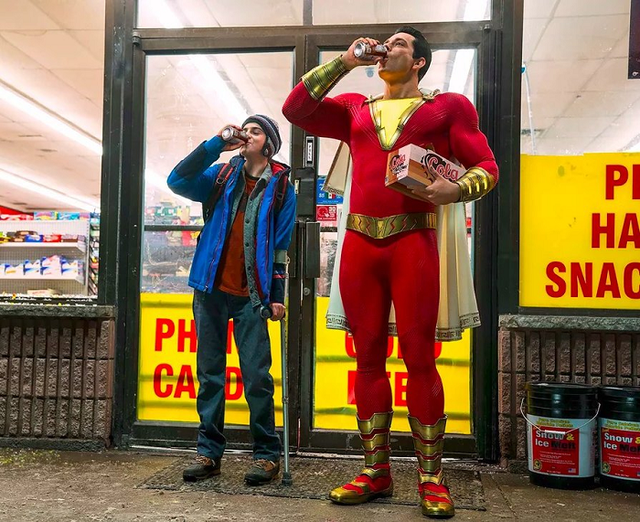 Sau thành công vang dội của Aquaman, nhà DC trình làng Shazam! - Ảnh 1. Sau thành công vang dội của Aquaman, nhà DC trình làng Shazam! - Ảnh 1.
