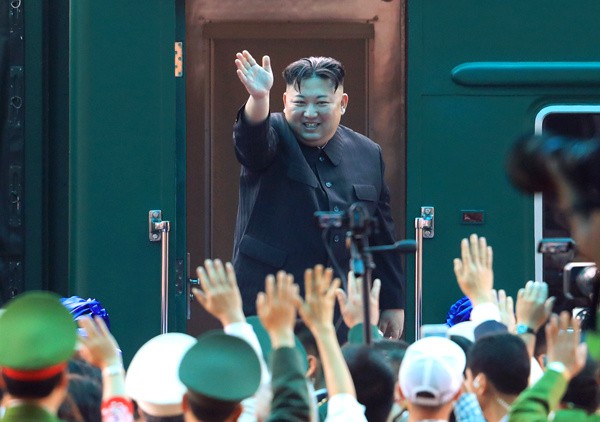 Lễ tiễn Chủ tịch Kim Jong-un tại ga Đồng Đăng - Ảnh 2.