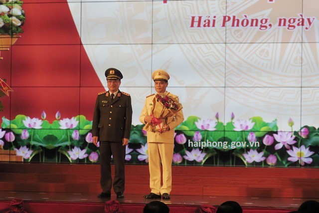 Đại tá Lê Ngọc Châu, Phó Tư lệnh Cục Cảnh sát Cơ động giữ chức vụ Giám đốc Công an thành phố Hải Phòng - Ảnh 1.