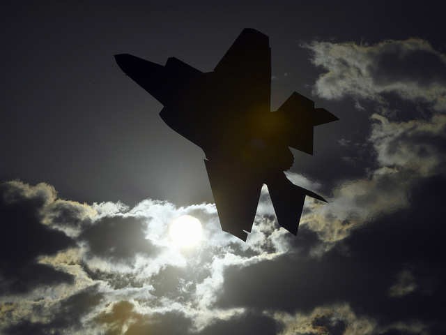 Dư âm rồng lửa S-400 Nga, đồn đoán Mỹ giáng đòn dữ vào thương vụ F-35 với Thổ - Ảnh 1.