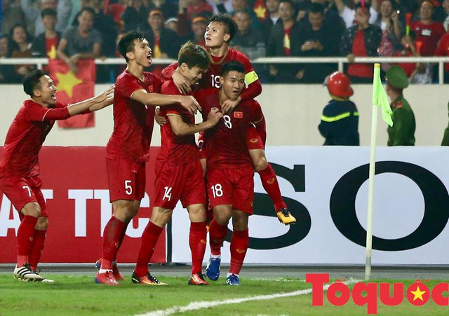 U23 Việt Nam áp đảo trước Thái Lan: Báo giới quốc tế lạc quan nhìn về tương lai - Ảnh 1.