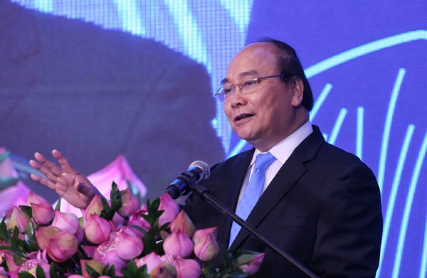 Thủ tướng Nguyễn Xuân Phúc nhấn mạnh đến 3 yếu tố để góp phần đưa du lịch trở thành ngành kinh tế mũi nhọn - Ảnh 2.