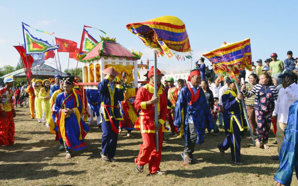 Độc đáo Lễ hội Nghinh Ông lớn nhất Đồng bằng sông Cửu Long