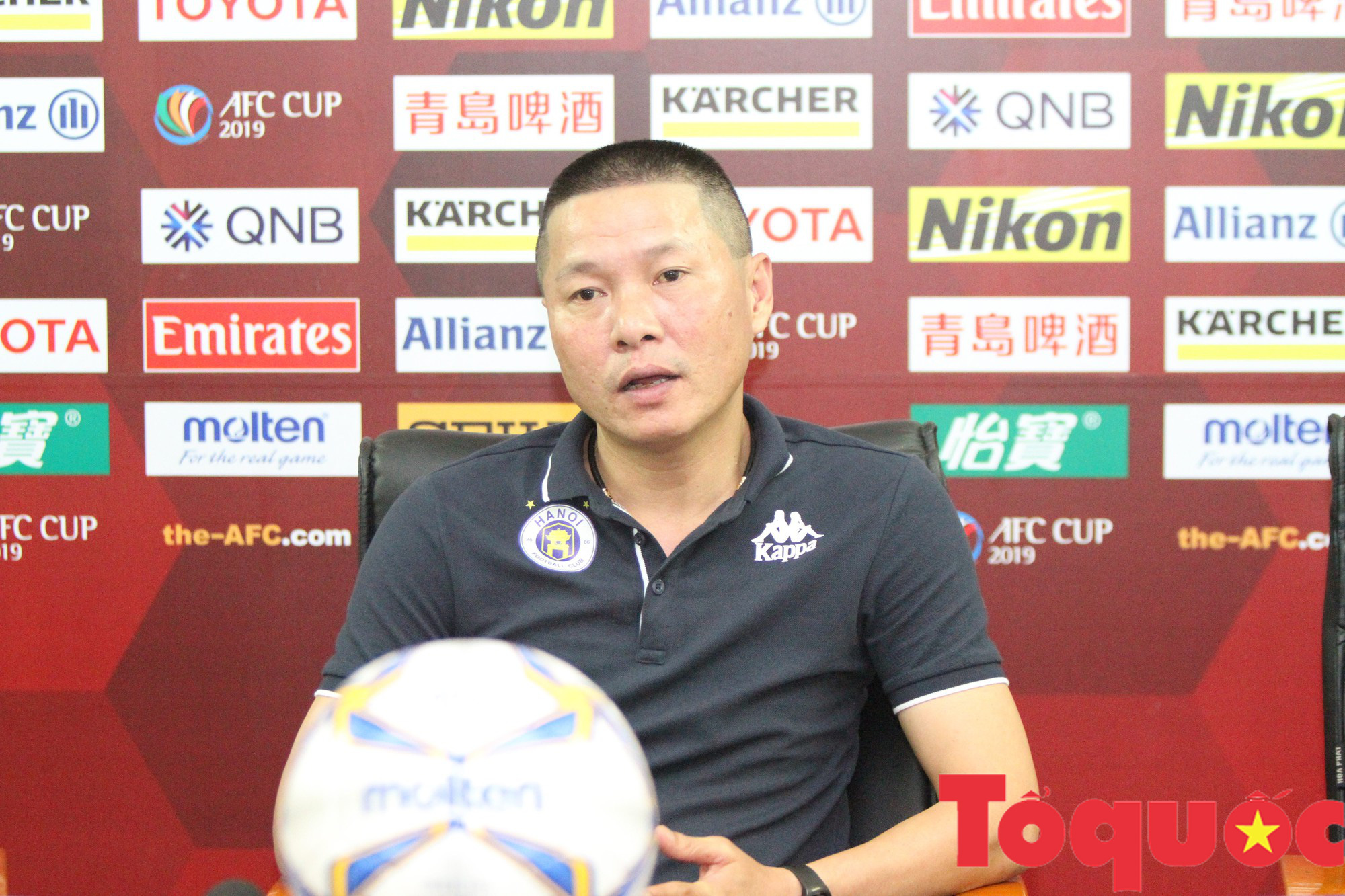 HLV Chu Đình Nghiêm: Tôi không thể lí giải được tại sao Hà Nội FC không thể ghi bàn - Ảnh 1.
