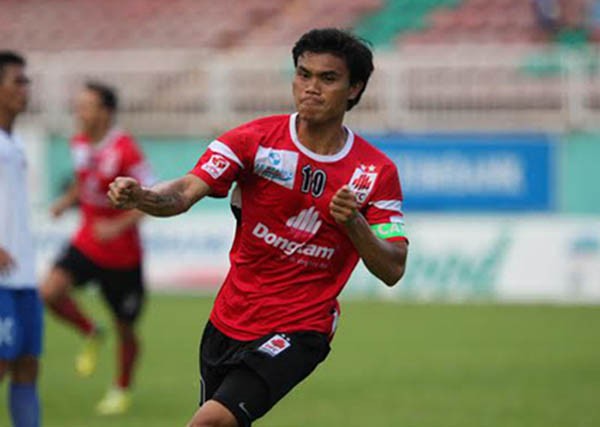 Hai ngôi sao bóng đá Việt Nam sẽ đối đầu với cựu sao Tây Ban Nha - Ảnh 1.
