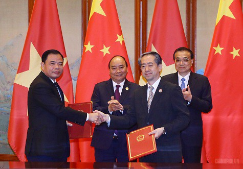 Thủ tướng Nguyễn Xuân Phúc hội đàm với Thủ tướng Trung Quốc Lý Khắc Cường - Ảnh 5.