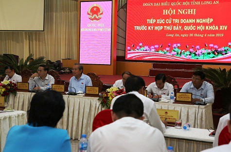 Phó Thủ tướng Trương Hòa Bình tiếp xúc cử tri doanh nghiệp Long An - Ảnh 5.