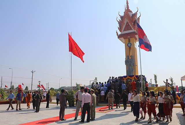 Khánh thành công trình văn hóa lịch sử Đài Hữu nghị Việt Nam – Campuchia - Ảnh 1.