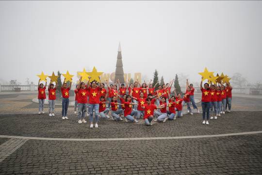 Những màn diễn ấn tượng của Top 16 Flashmob - Sóng tuổi trẻ - Ảnh 2.