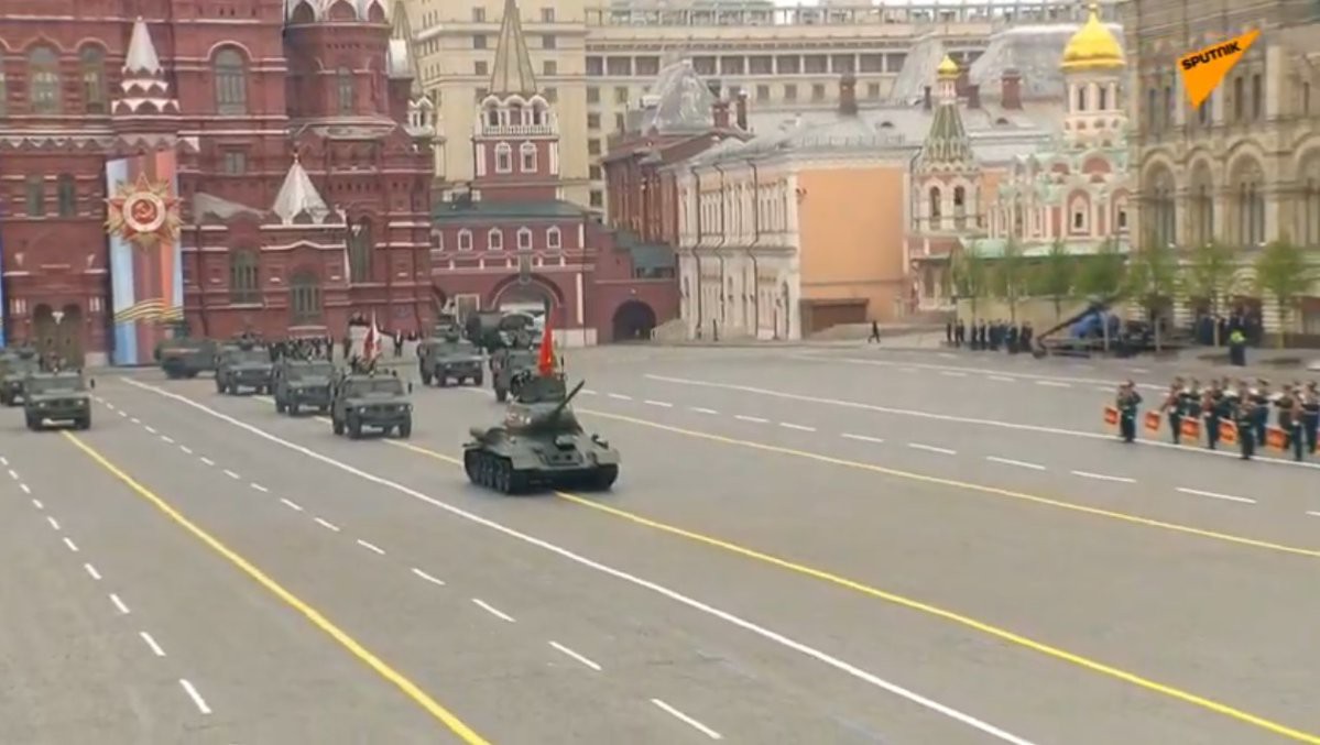 Toàn cảnh duyệt binh của Nga mừng Ngày Chiến thắng - Ảnh 8.