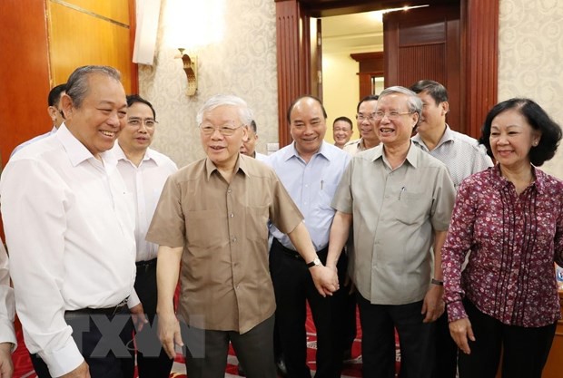 Tổng Bí thư, Chủ tịch nước Nguyễn Phú Trọng chủ trì họp Bộ Chính trị, phê duyệt quy hoạch TƯ khoá 13  - Ảnh 1.