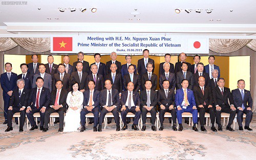Thủ tướng đối thoại với lãnh đạo 25 tập đoàn lớn của Nhật Bản  - Ảnh 3.