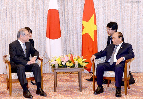 Thủ tướng đối thoại với lãnh đạo 25 tập đoàn lớn của Nhật Bản  - Ảnh 4.