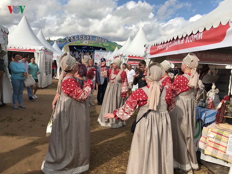Festival “Cánh đồng Nga” - Nơi hội tụ nghệ thuật Slavơ - Ảnh 6.