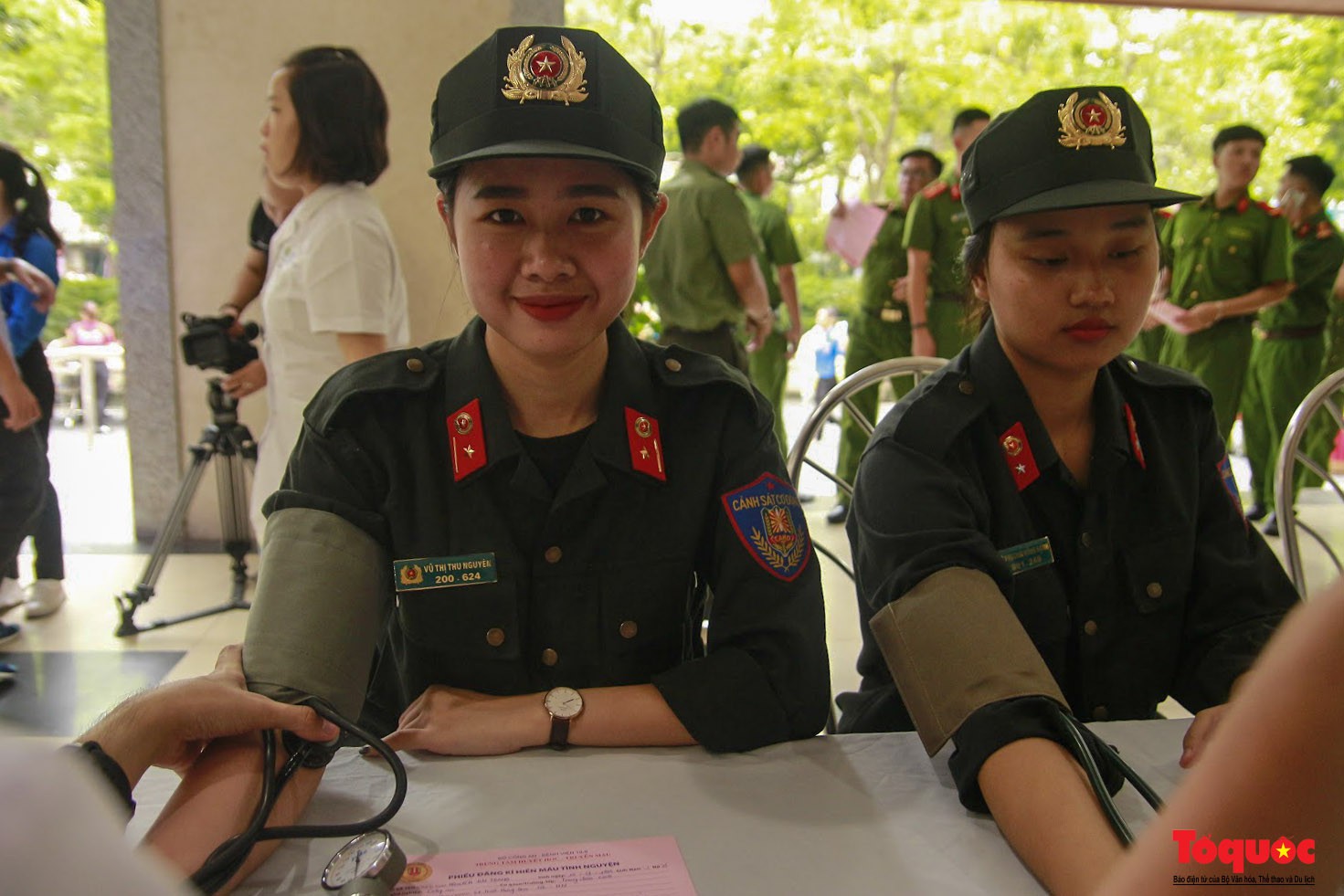 Cán bộ, chiến sỹ CATP Hà Nội hiến máu nghĩa tình vì đồng đội thân yêu (8)