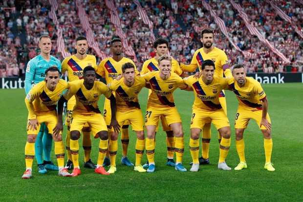 Siêu phẩm tung người cắt kéo phút 89 khiến Barcelona trắng tay trận khai màn La Liga - Ảnh 1.