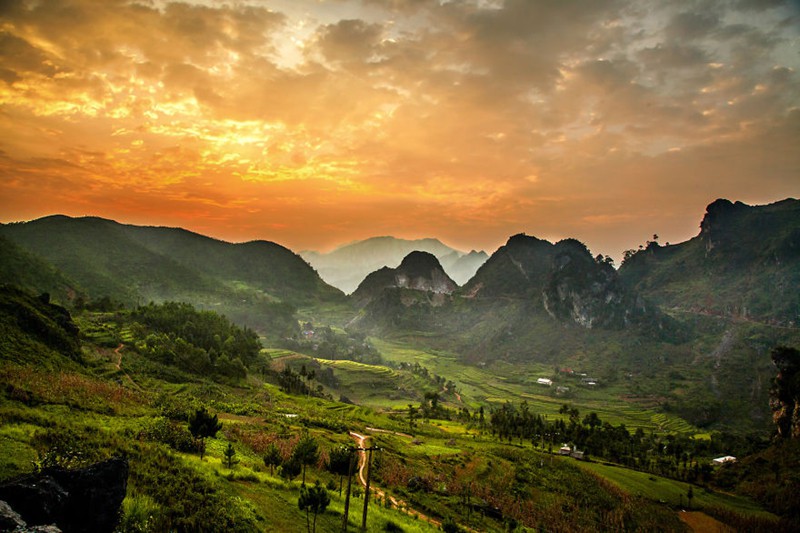 Việt Nam tuyệt đẹp qua ống kính nhiếp ảnh gia nước ngoài - Ảnh 1.