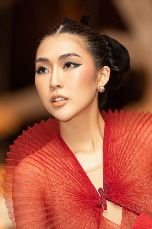 Yêu nhầm người có vợ, Hoa hậu Tường Linh lại bị nghi ngờ về giới tính - Ảnh 4.