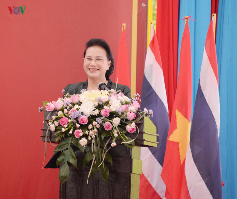 Chủ tịch Quốc hội thăm và làm việc tại tỉnh Udon Thani, Thái Lan - Ảnh 4. Chủ tịch Quốc hội thăm và làm việc tại tỉnh Udon Thani, Thái Lan - Ảnh 4.