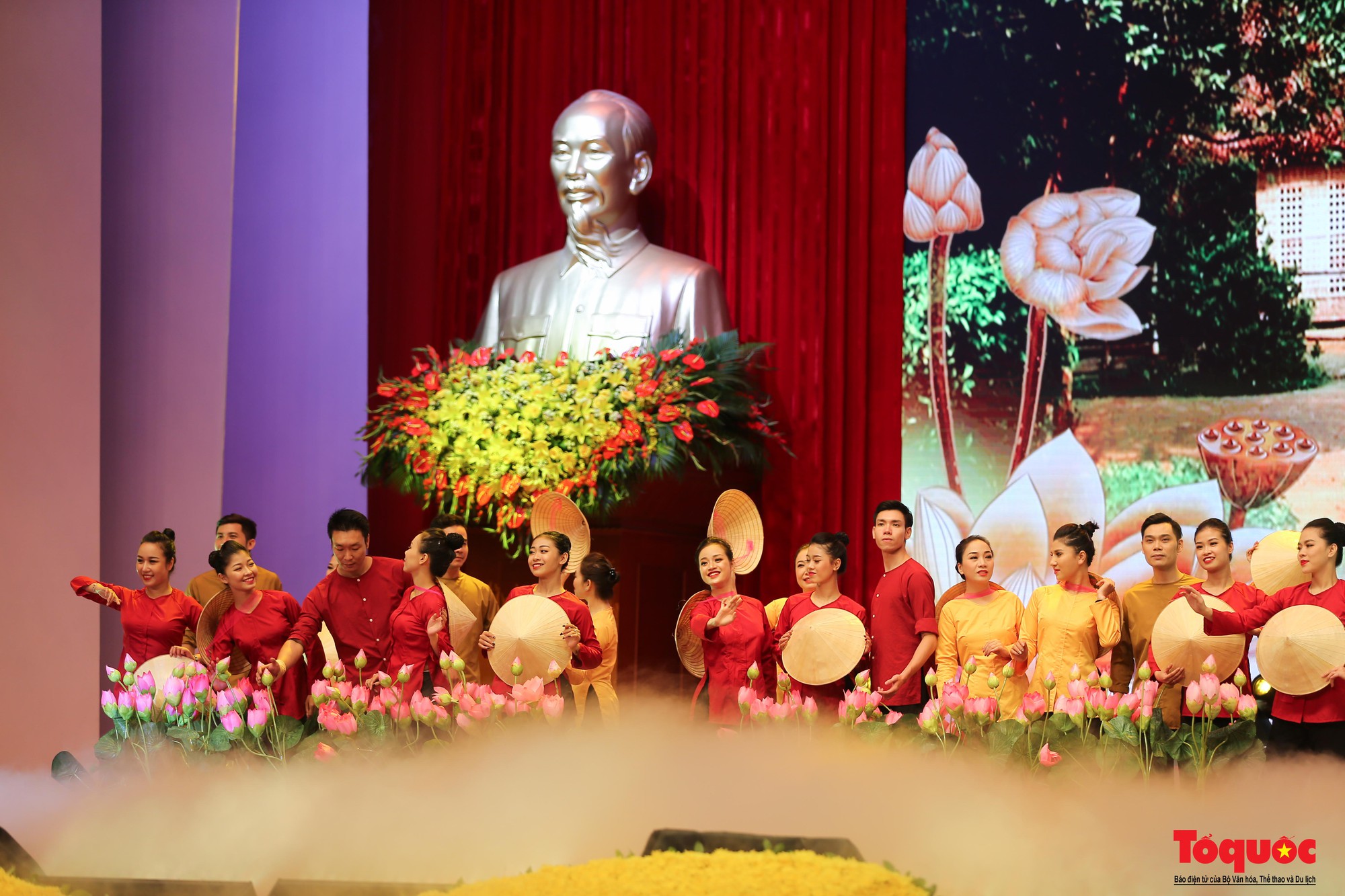 Lễ kỷ niệm cấp Quốc gia 50 năm thực hiện Di chúc của Chủ tịch Hồ Chí Minh và 50 năm Ngày mất của Người (1)