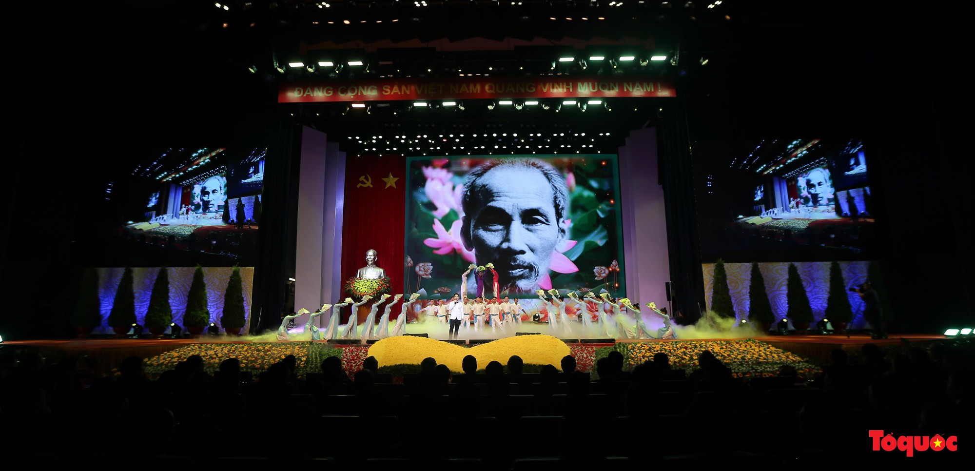 Lễ kỷ niệm cấp Quốc gia 50 năm thực hiện Di chúc của Chủ tịch Hồ Chí Minh và 50 năm Ngày mất của Người (5)