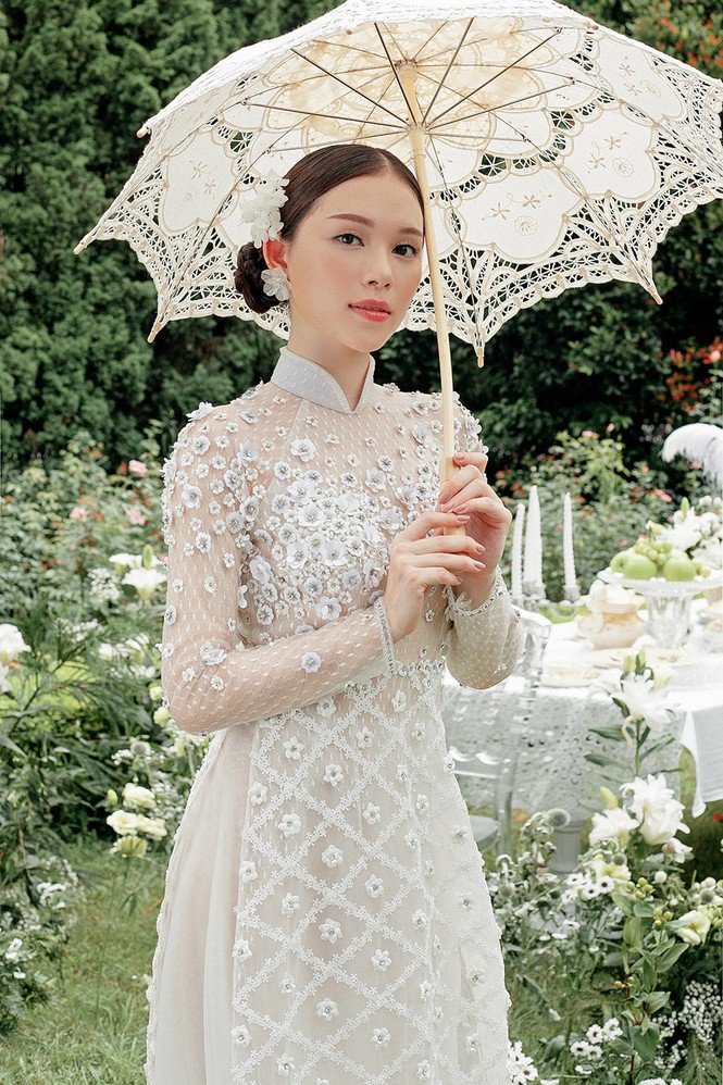 Vừa công khai yêu em chồng Hà Tăng, Linh Rin bất ngờ hoá cô dâu yêu kiều - Ảnh 1.